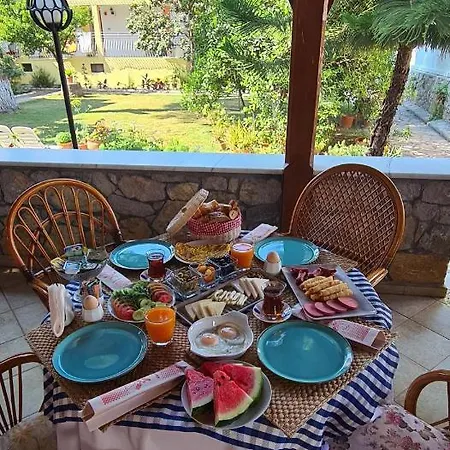Ilkiz Hotel 2*