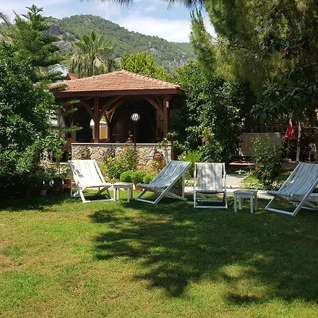 ılkiz Otel 2*