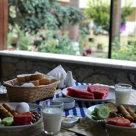 Ilkiz Hotel 2*